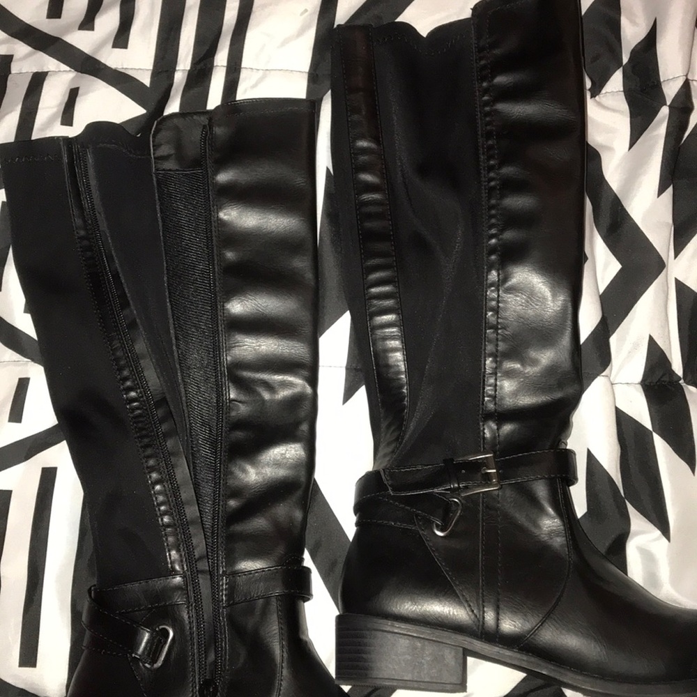 winter boots 😻 - Picture 3 of 3